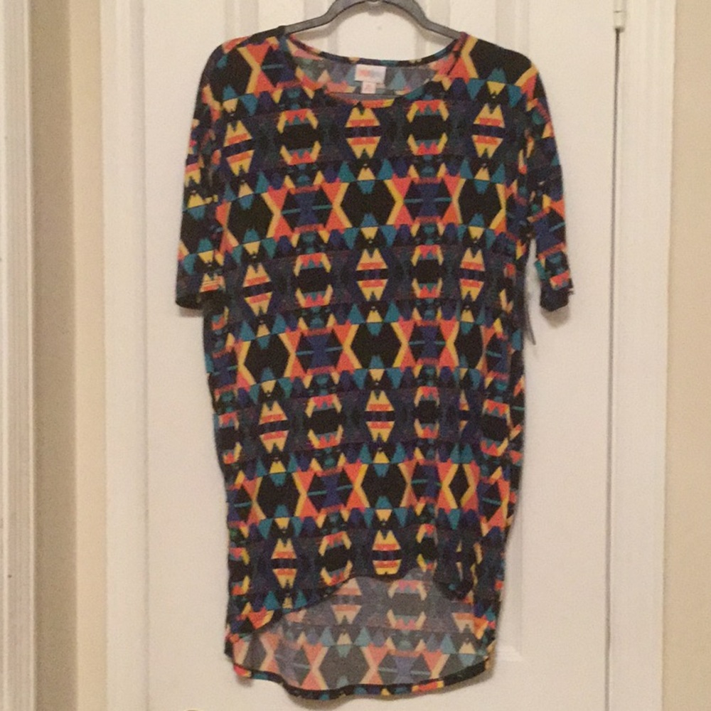 NWT LuLaRoe Irma Shirt 💚 4/$20